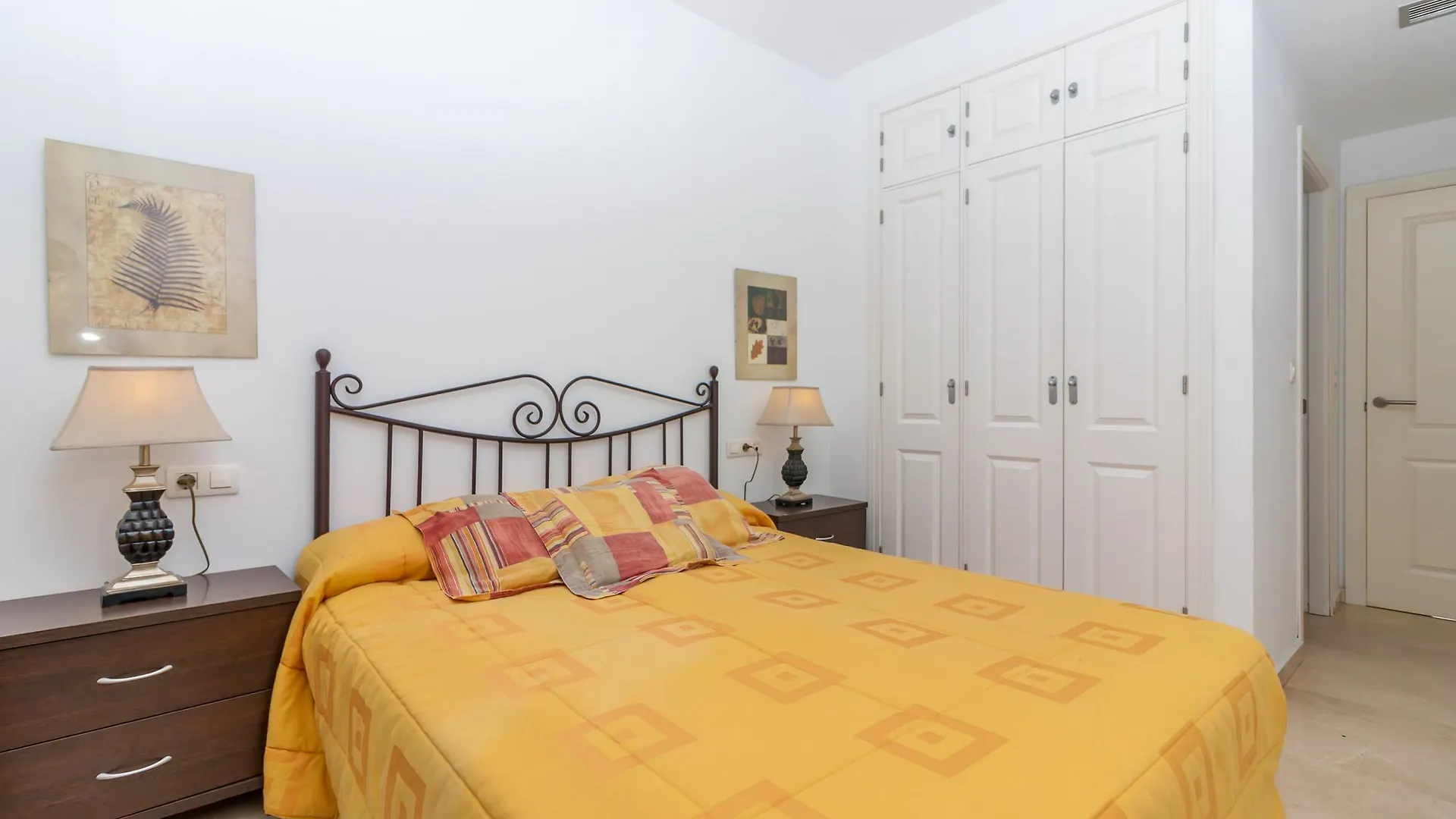 Jade Riviera Del Sol Mijas Canovas